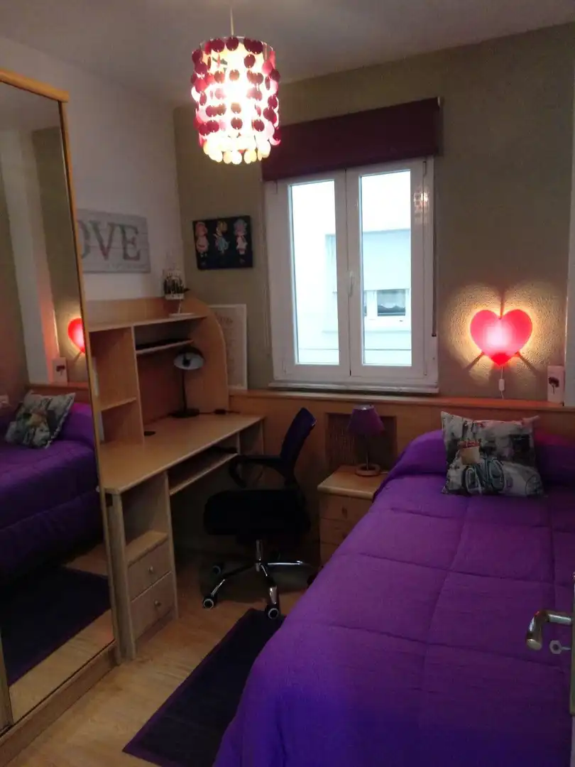 Schlafzimmer von Wohnung zur Miete in Salamanca mit Heizung, Parkett und Möbliert