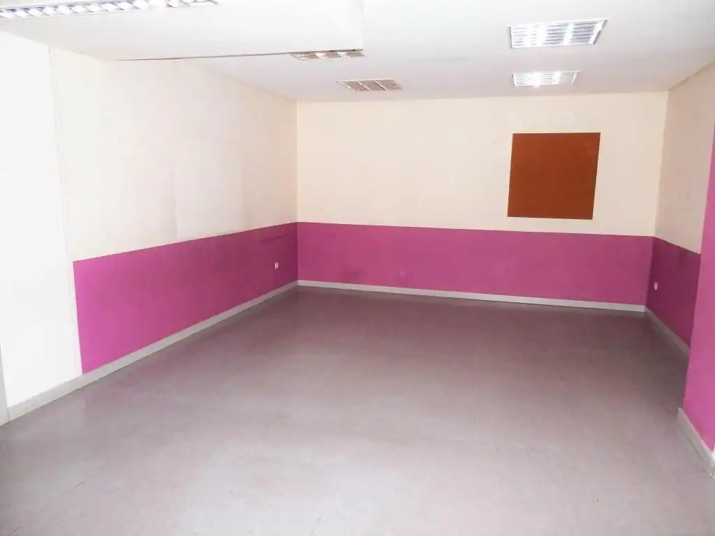Büro zur Miete in Medina del Campo mit Klimaanlage und Abstellraum