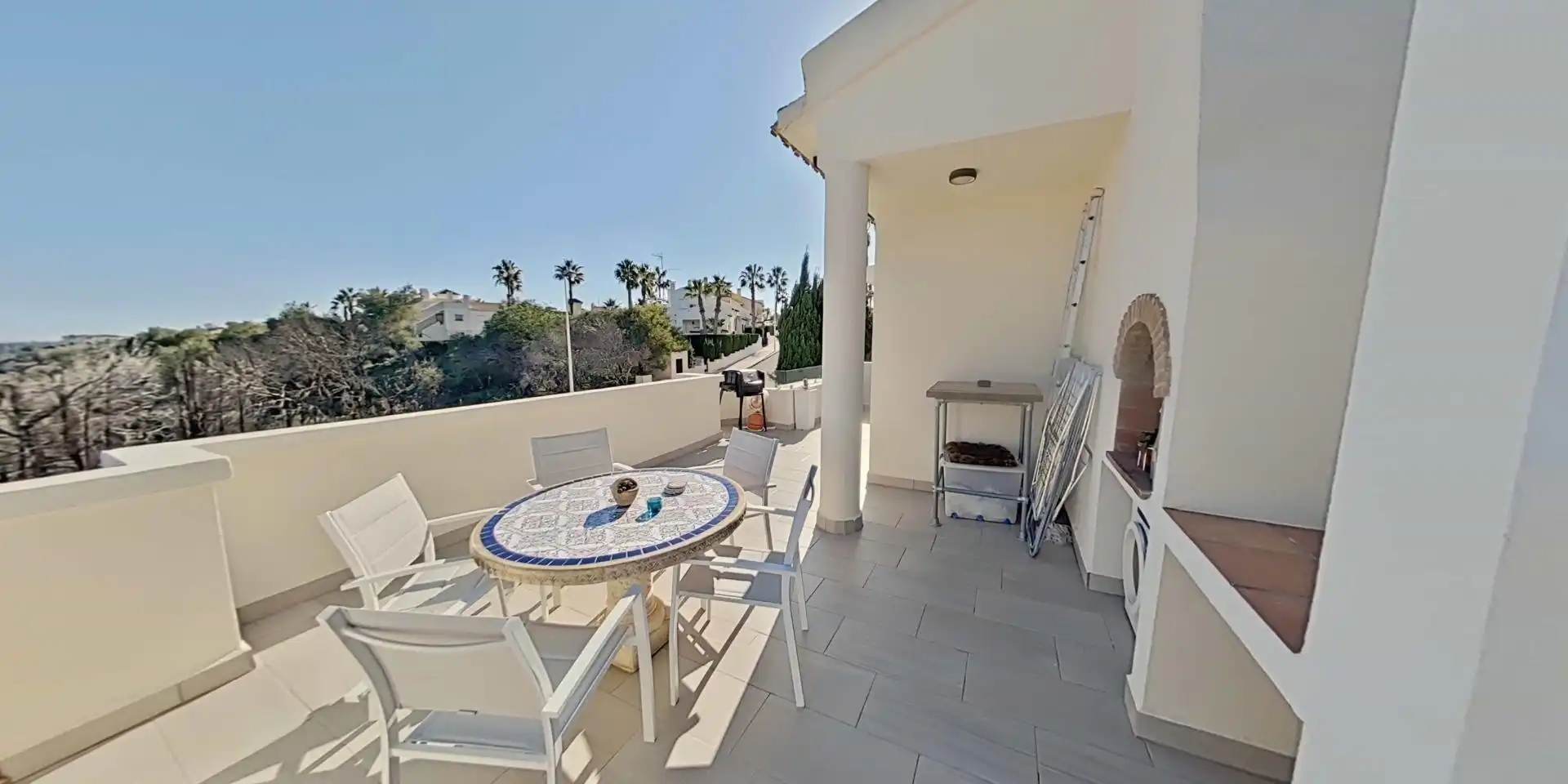 Villa mit Pool zum Verkauf in Calle Calle Gazorla