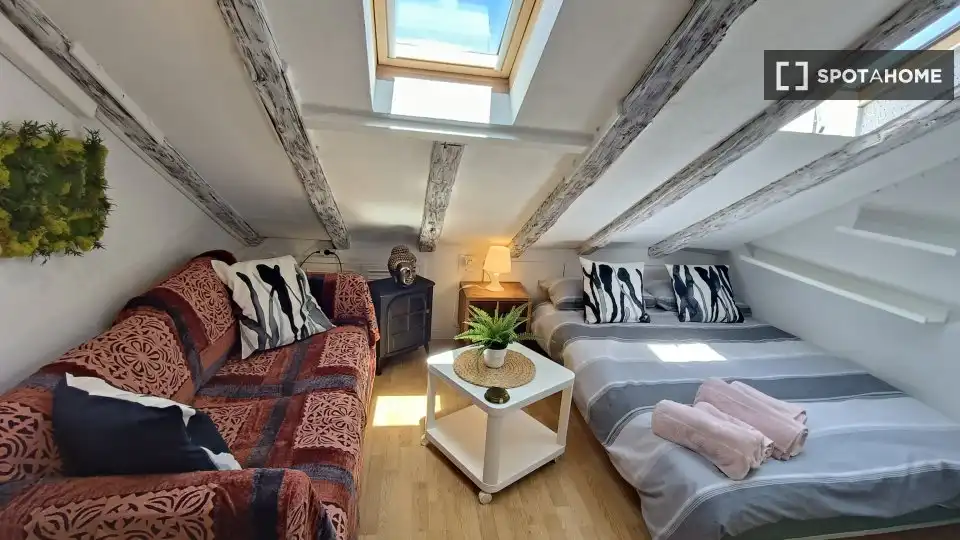 Fotografía del inmueble reportado: 1.100 €/mes — Universidad – Malasaña, Madrid