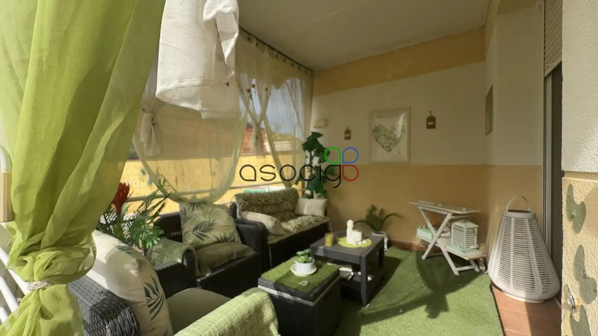 Dormitori de Casa adosada en venda en Cabanillas del Campo amb Calefacció, Jardí privat i Terrassa