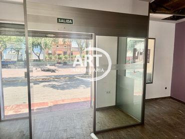 Local comercial en venda a Alameda Escultor Ramón Inglés