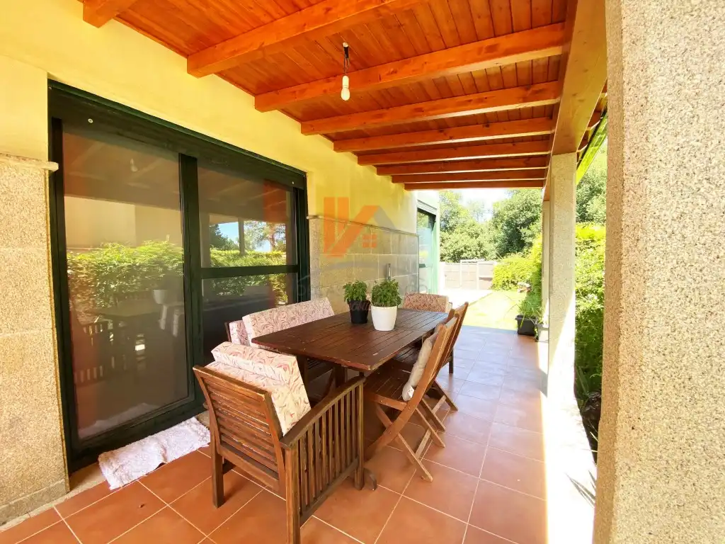 Terraza de Casa o chalet en venta en Teo con Jardín privado, Terraza y Piscina