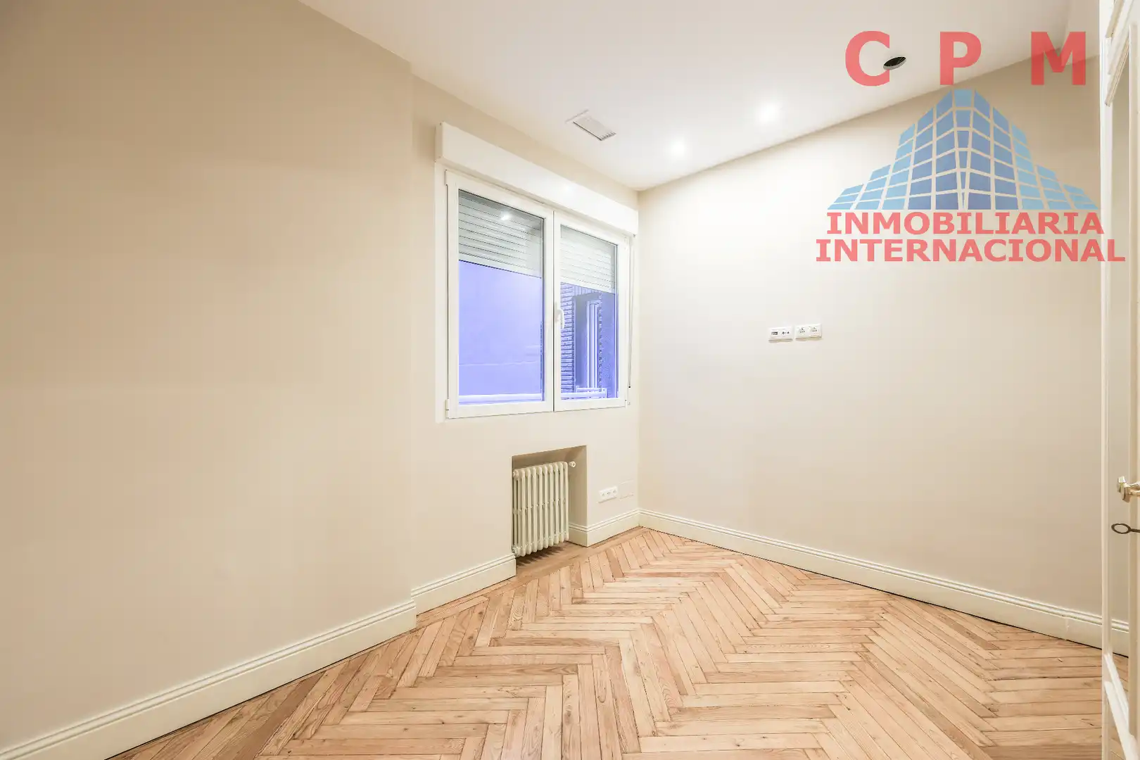 Flat for rent in Madrid  with Air Conditioner, Heating and Parquet flooring