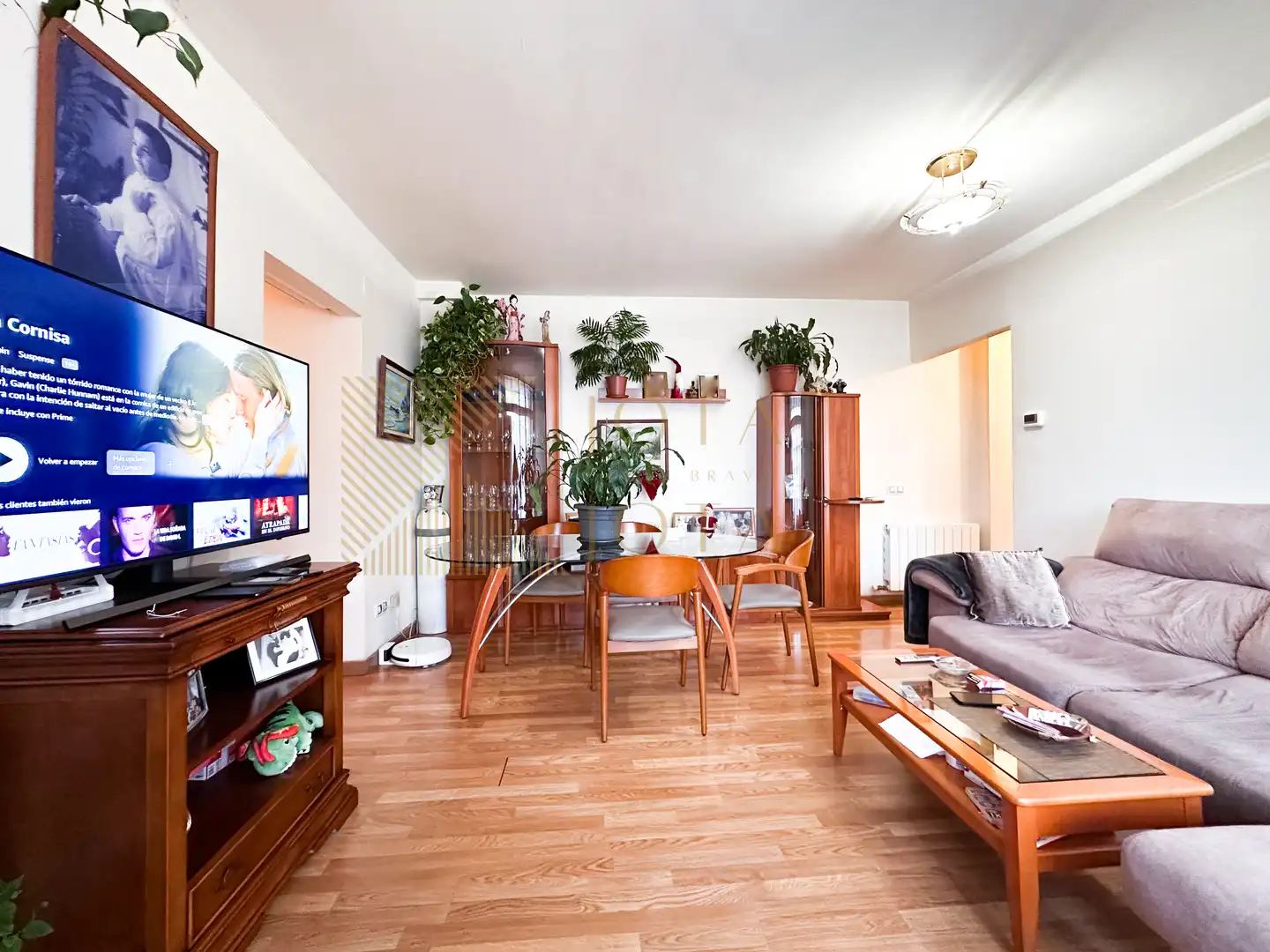 Flat with pool for sale in Avinguda Amèrica 33, imagen 3