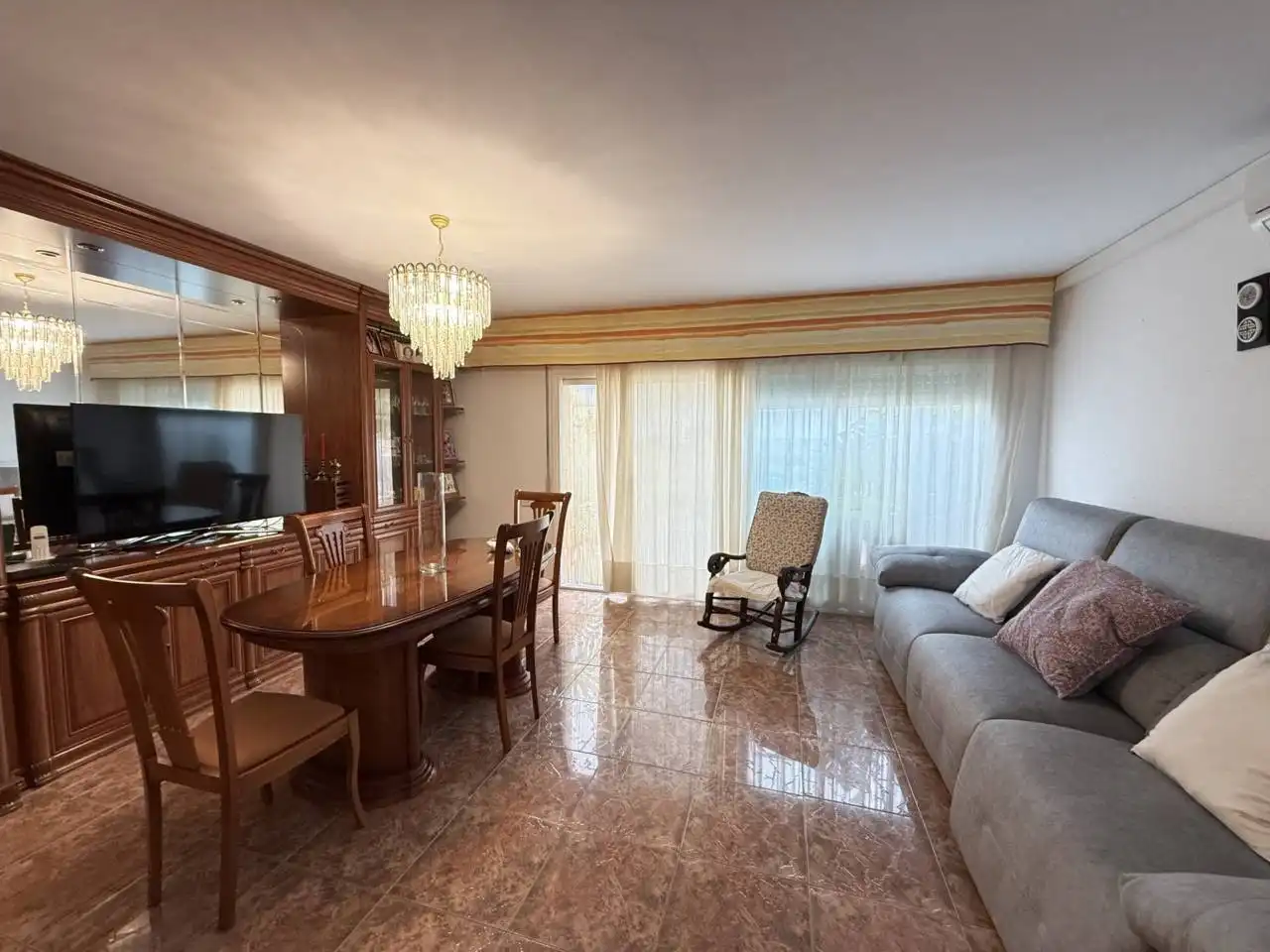 Living room of Houses for sale in Terrassa  with Air Conditioner, Heating and Private garden