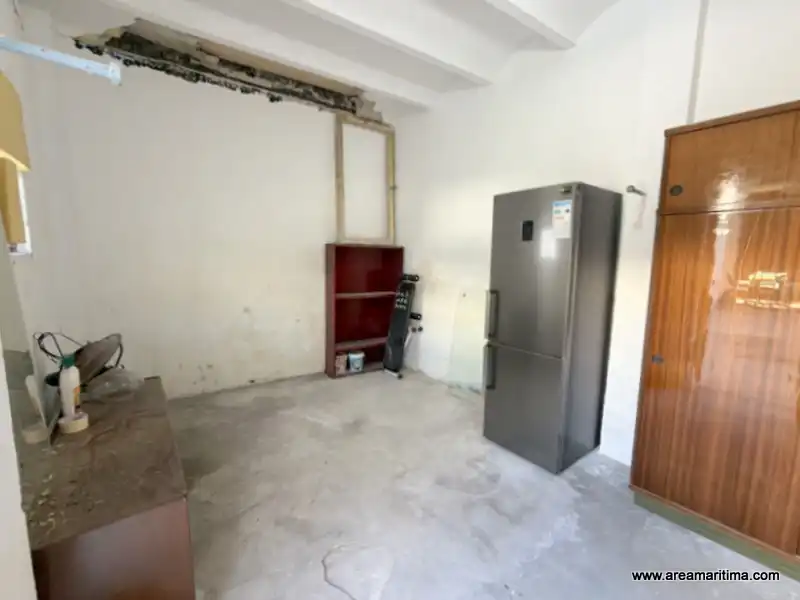 Casa adosada en venta en Valencia con Trastero y Alarma