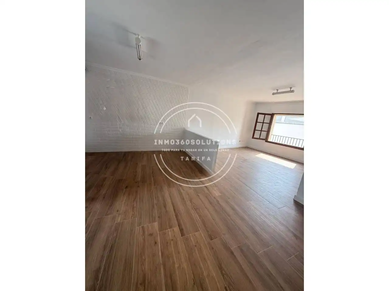 Exterior view of Buildings for sale in Los Barrios