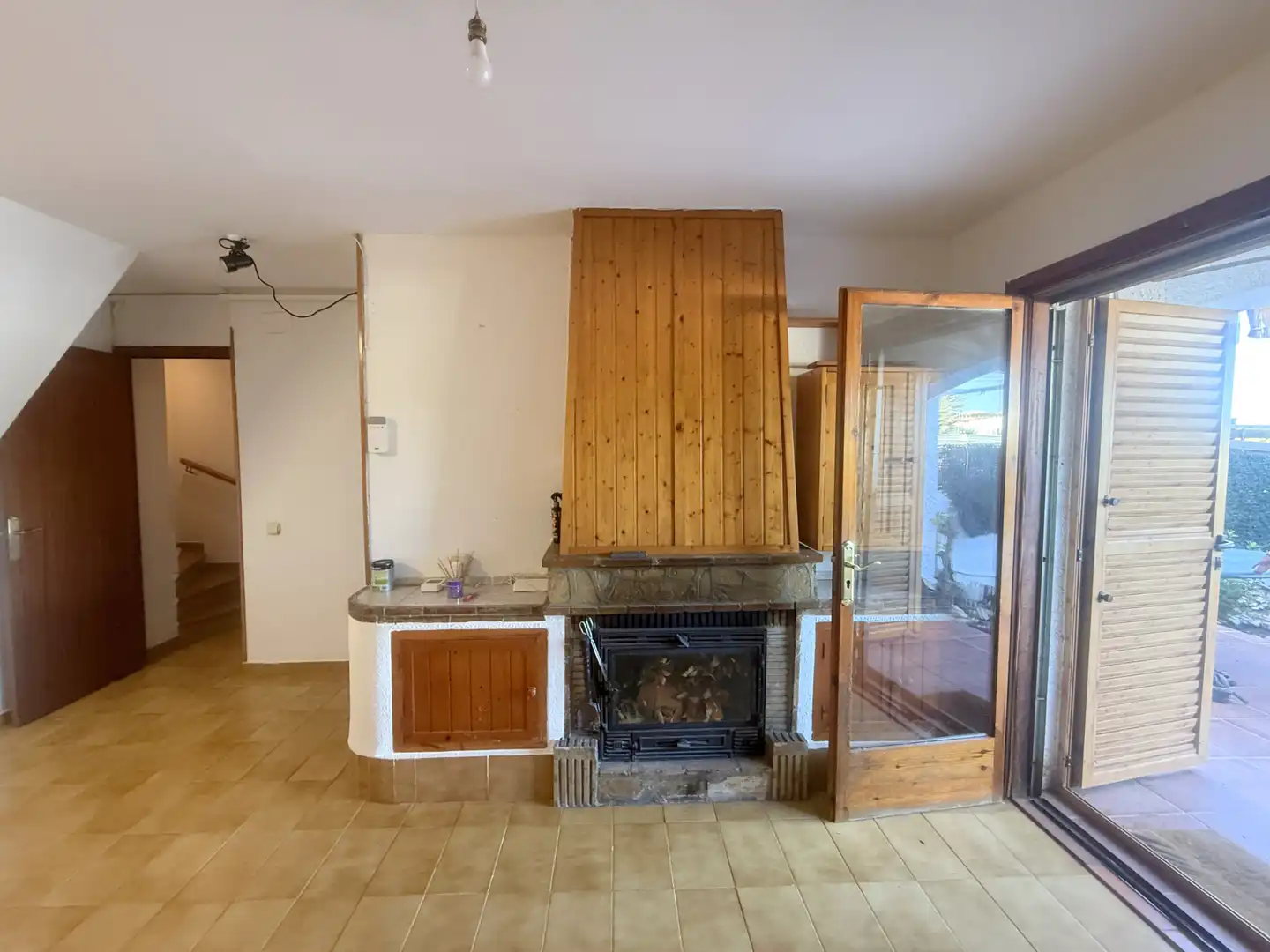 Wohnzimmer von Einfamilien-Reihenhaus zum Verkauf in Creixell mit Klimaanlage, Heizung und Terrasse