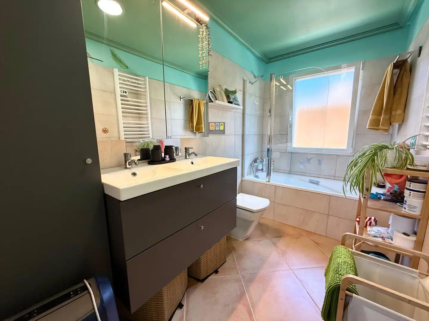 Bathroom of Houses for rent in Busot  with Air Conditioner, Private garden and Terrace