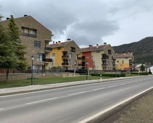 Exterior view of Flat for sale in Puente la Reina de Jaca  with Storage room and Swimming Pool