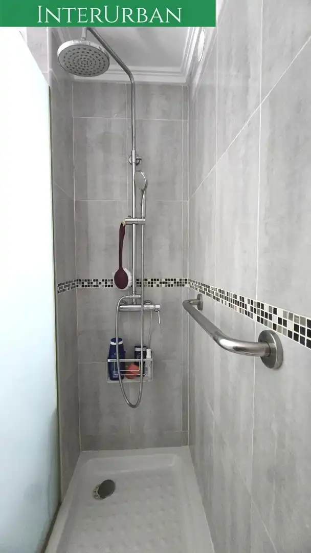 Badezimmer von Wohnung zum Verkauf in Llíria mit Klimaanlage, Heizung und Balkon