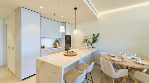 Foto 4 de Piso en venta en Avenida 8 de Marzo, 35, El Higuerón, Málaga