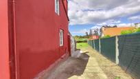 Exterior view of Single-family semi-detached for sale in Bergondo  with Private garden