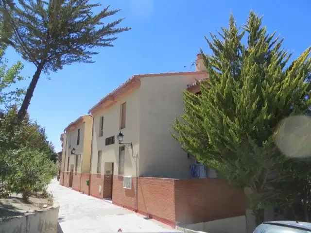 Vista exterior de Pis en venda en Cenes de la Vega