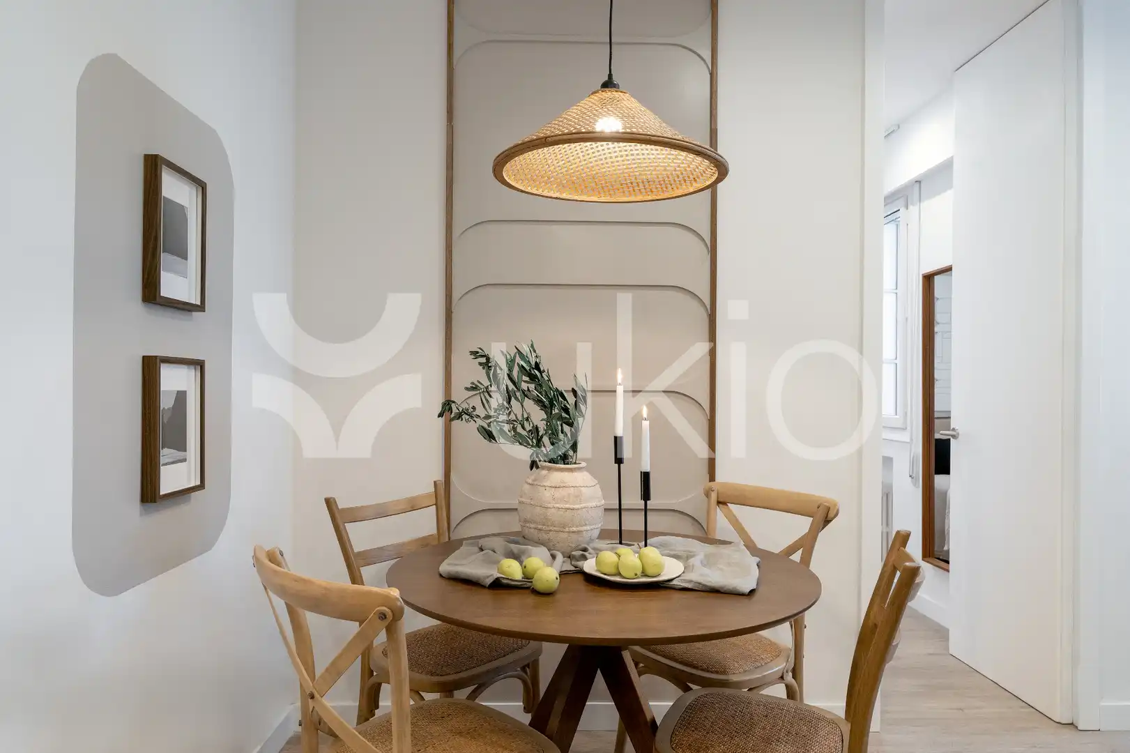 Comedor de Apartamento de alquiler en Madrid con Aire acondicionado, Calefacción y Amueblado