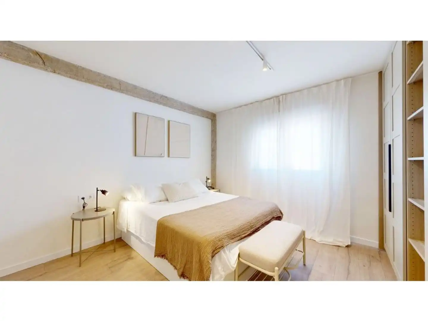 Habitación de Piso en venta en Valencia con Aire acondicionado, Terraza y Amueblado