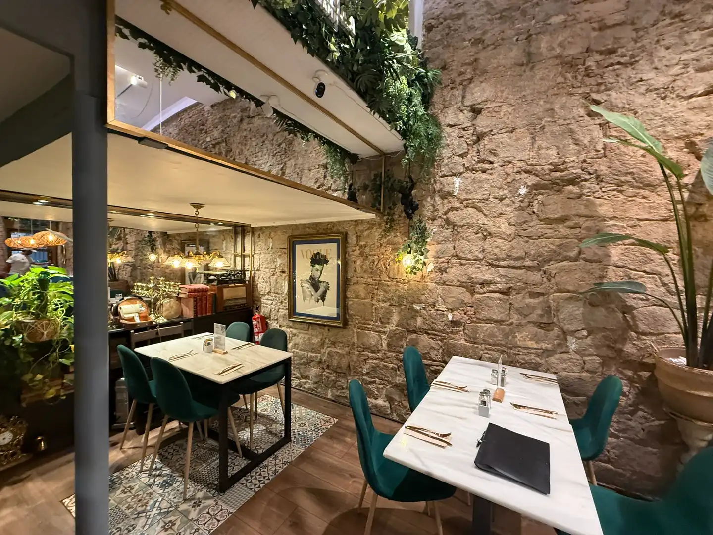 Business premises for transfer in Ciutat Vella, imagen 11