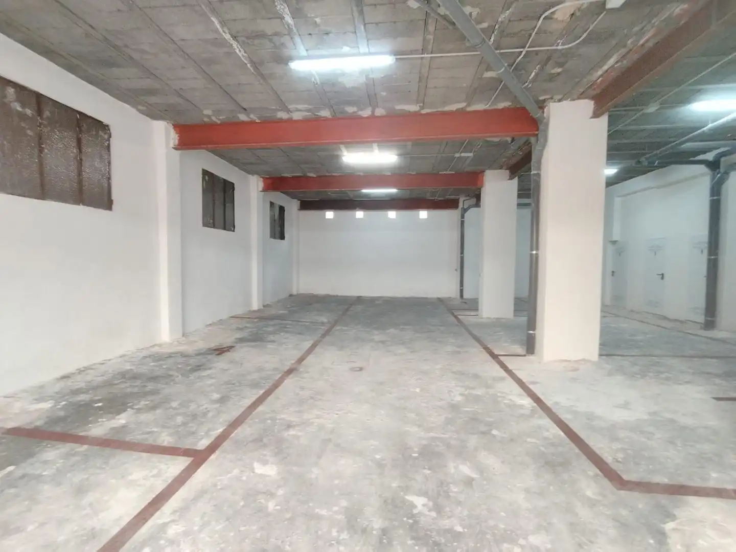 Garage for rent in Juan de Borbón