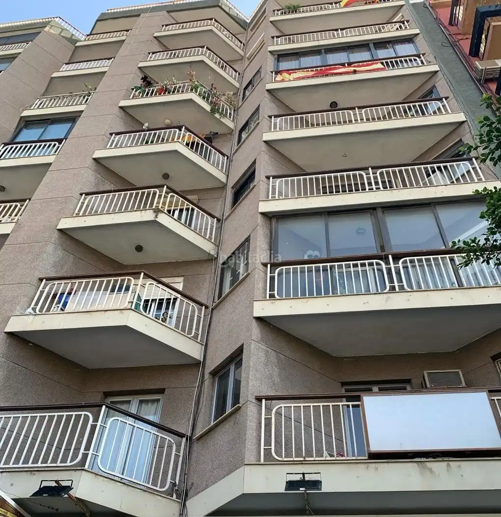 Office space with lift to rent in Avinguda del Port 58
