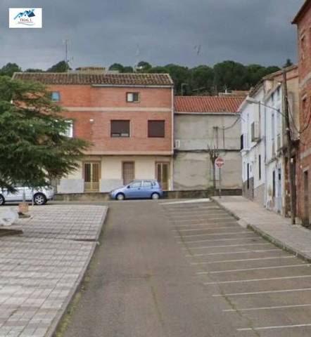 Casa-chalet en Venta en Calle PABLO RUIZ PICASSO en Almadén