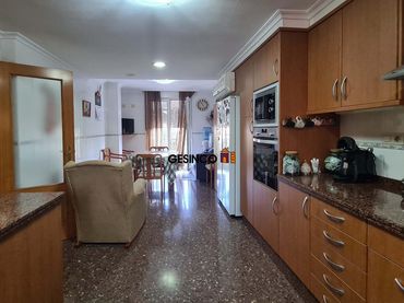 Reihenhaus mit Balkon zum Verkauf in Sant Rafael