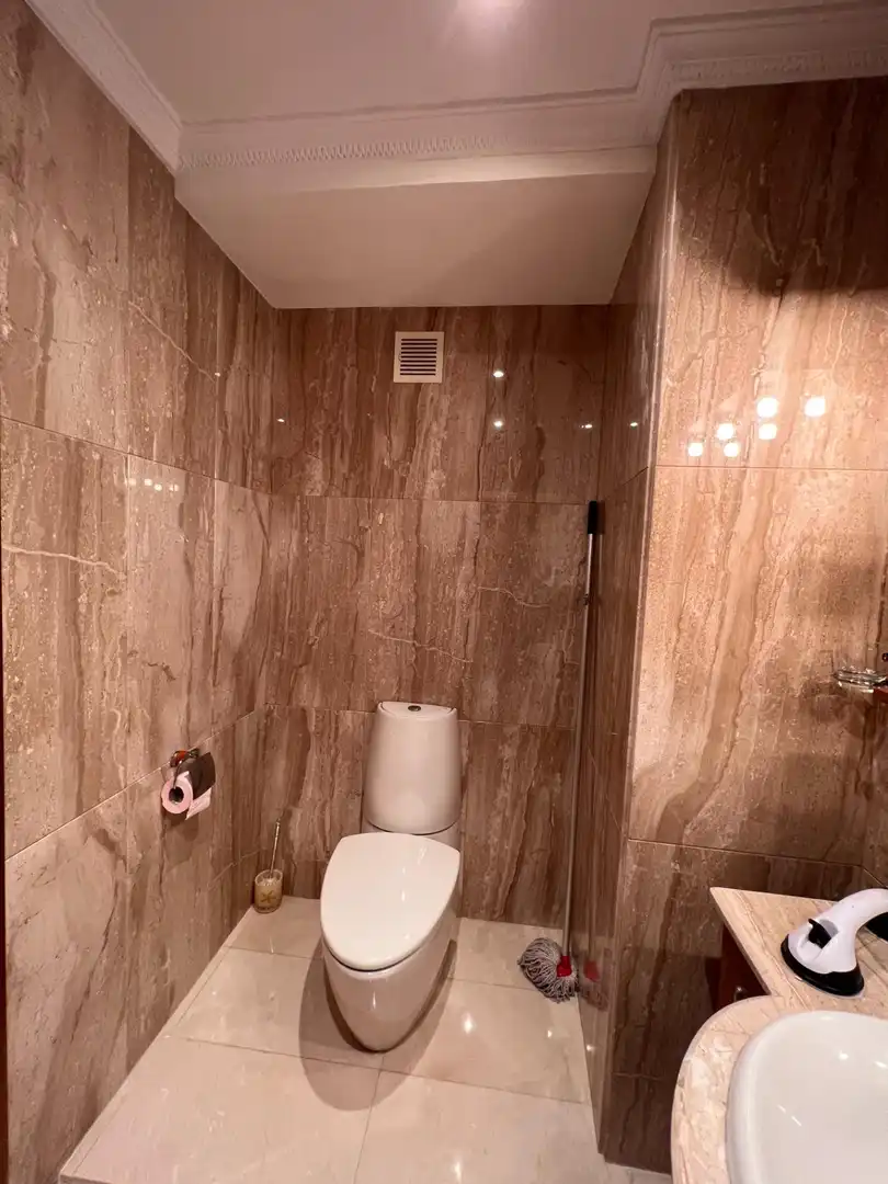 Badezimmer von Maisonette zum Verkauf in Torrevieja mit Balkon