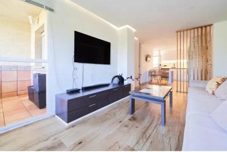 Sala de estar de Piso en venta en Málaga Capital con Aire acondicionado, Trastero y Piscina comunitaria