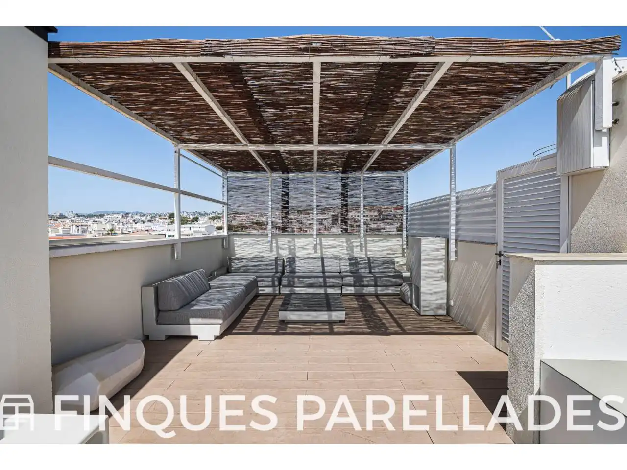 Terrace of Attic for sale in Sitges  with Air Conditioner, Heating and Parquet flooring