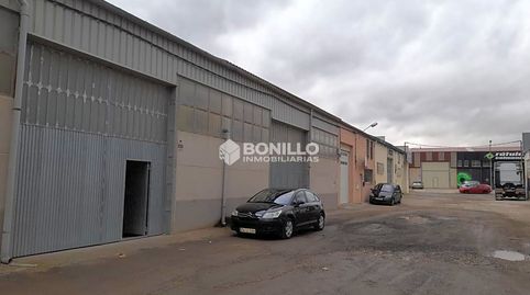 Foto 2 von Fabrikhallen zur Miete in Atenas, Centro, Teruel Capital