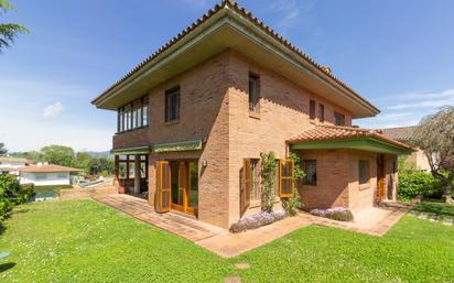 Exterior view of House or chalet for sale in Girona Capital  with Heating, Terrace and Storage room