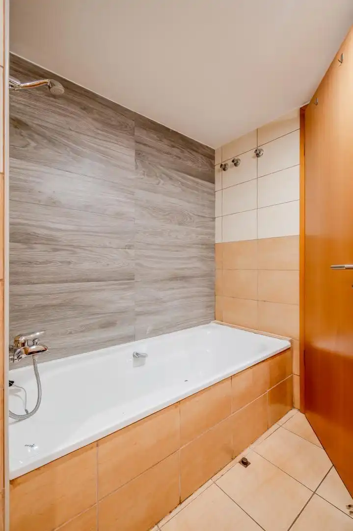 Baño de Piso en venta en Cassà de la Selva con Aire acondicionado, Calefacción y Terraza