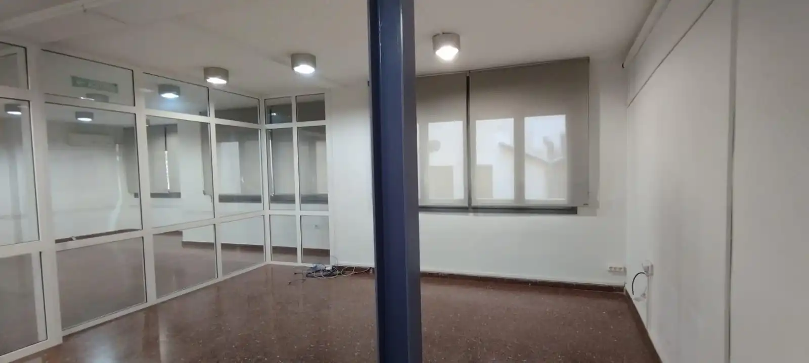 Office for rent in Manresa  with Air Conditioner