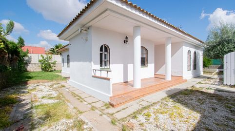 Foto 4 de Casa o xalet en venda a Calle de Aldebarán, Almensilla, Sevilla