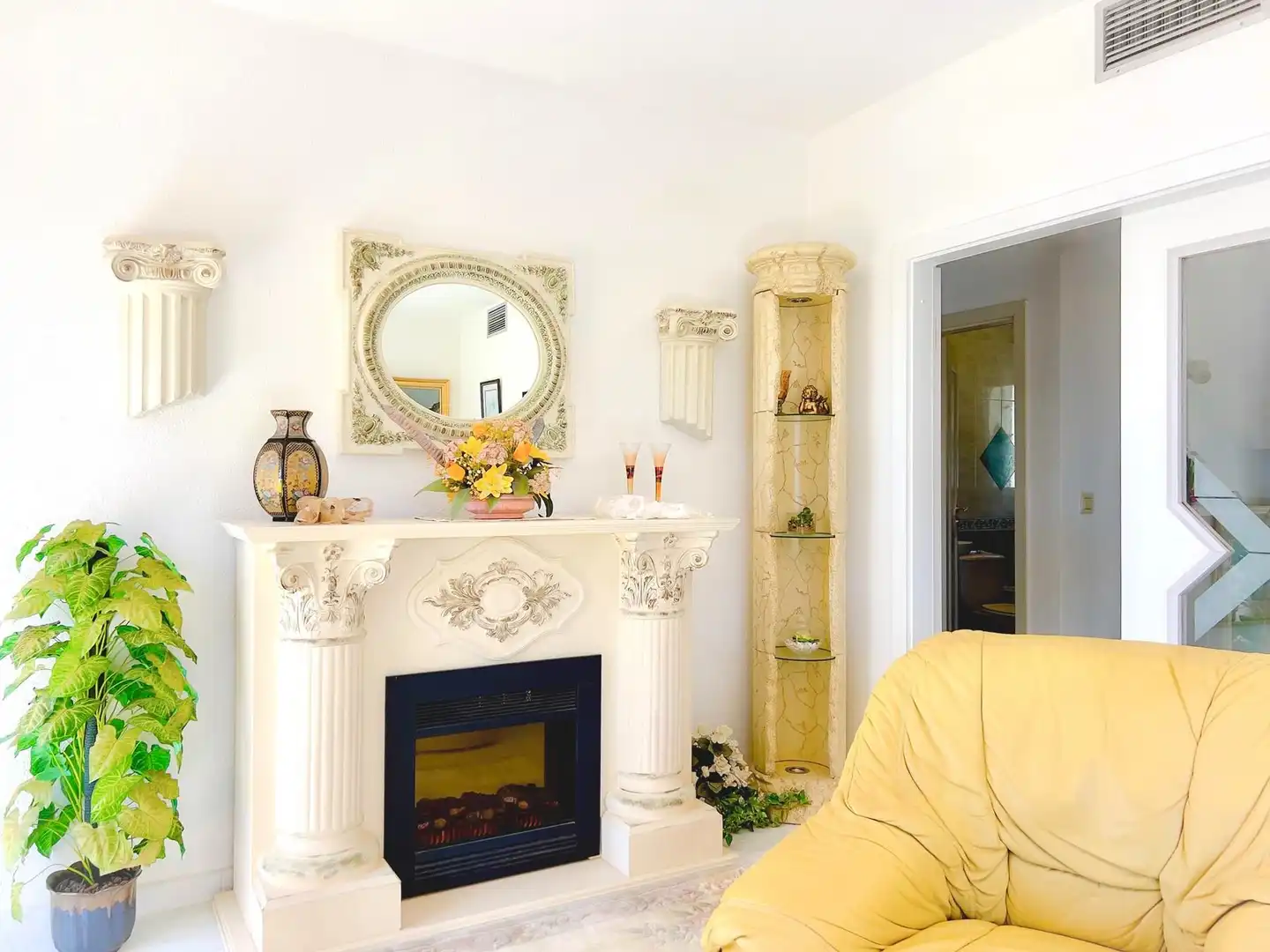 Wohnzimmer von Haus oder Chalet zum Verkauf in La Manga del Mar Menor mit Klimaanlage, Heizung und Privatgarten