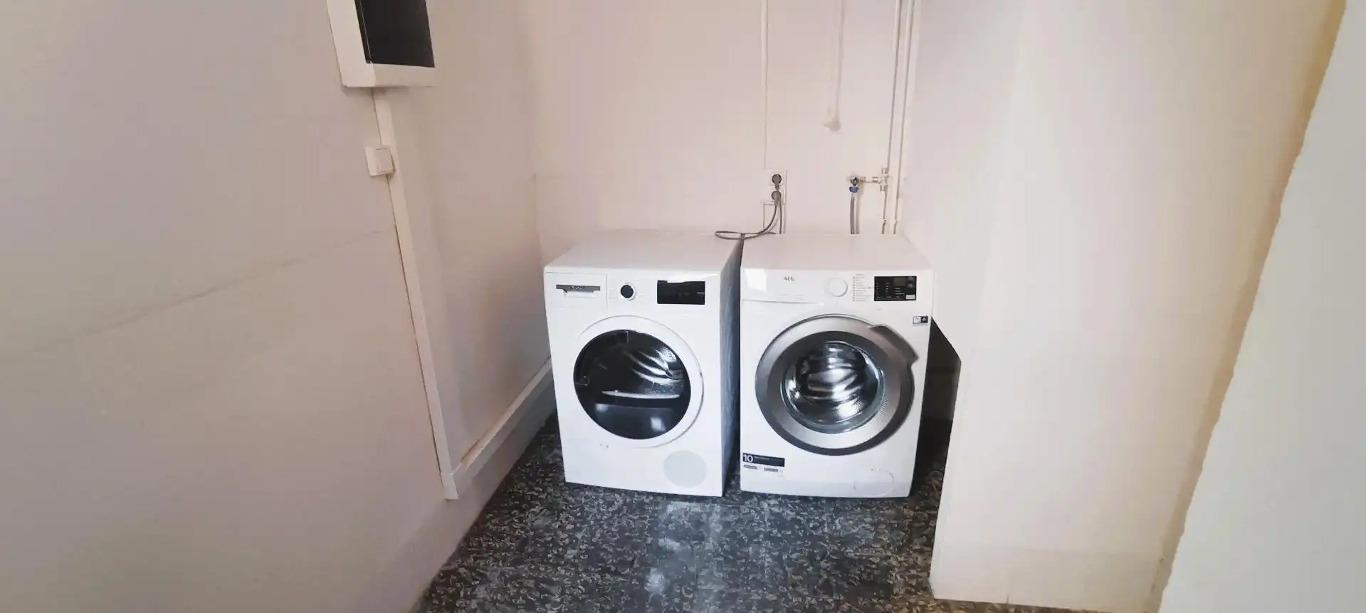 Bathroom of Flat for rent in  Palma de Mallorca  with Air Conditioner and Balcony