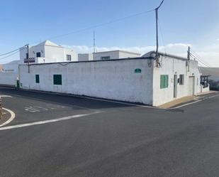 Vista exterior de Casa o xalet en venda en Teguise amb Terrassa