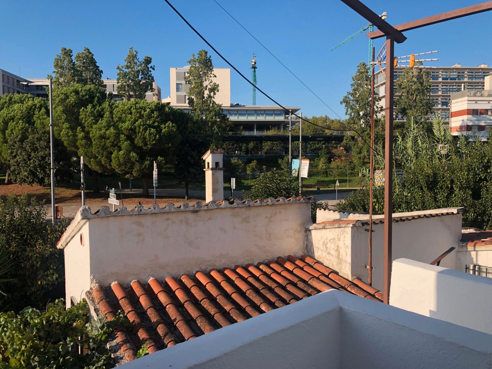 Exterior view of Apartment to rent in Sant Cugat del Vallès  with Furnished, Oven and Balcony