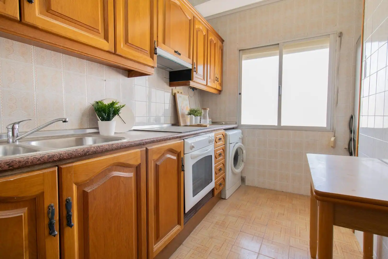 Kitchen of Flat for sale in Sagunto / Sagunt  with Furnished and Balcony