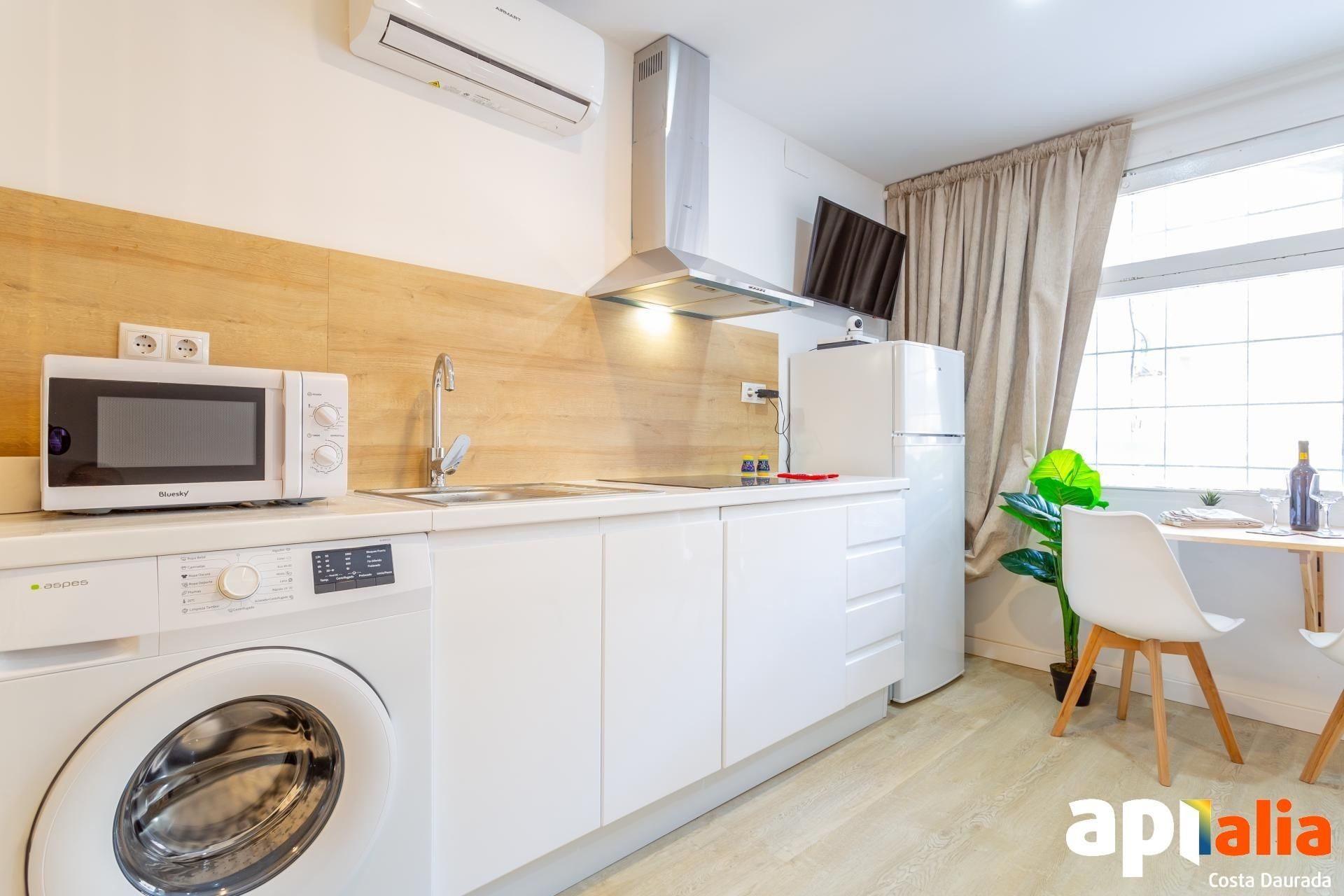 Kitchen of Study for sale in Vila-seca  with Air Conditioner, Heating and Parquet flooring