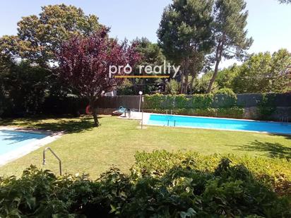 Swimming pool of Single-family semi-detached for sale in El Escorial  with Terrace and Swimming Pool