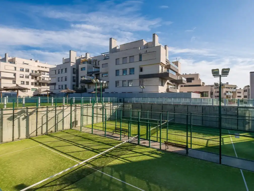 Vista exterior de Piso en venta en Madrid con Aire acondicionado, Jardín privado y Terraza