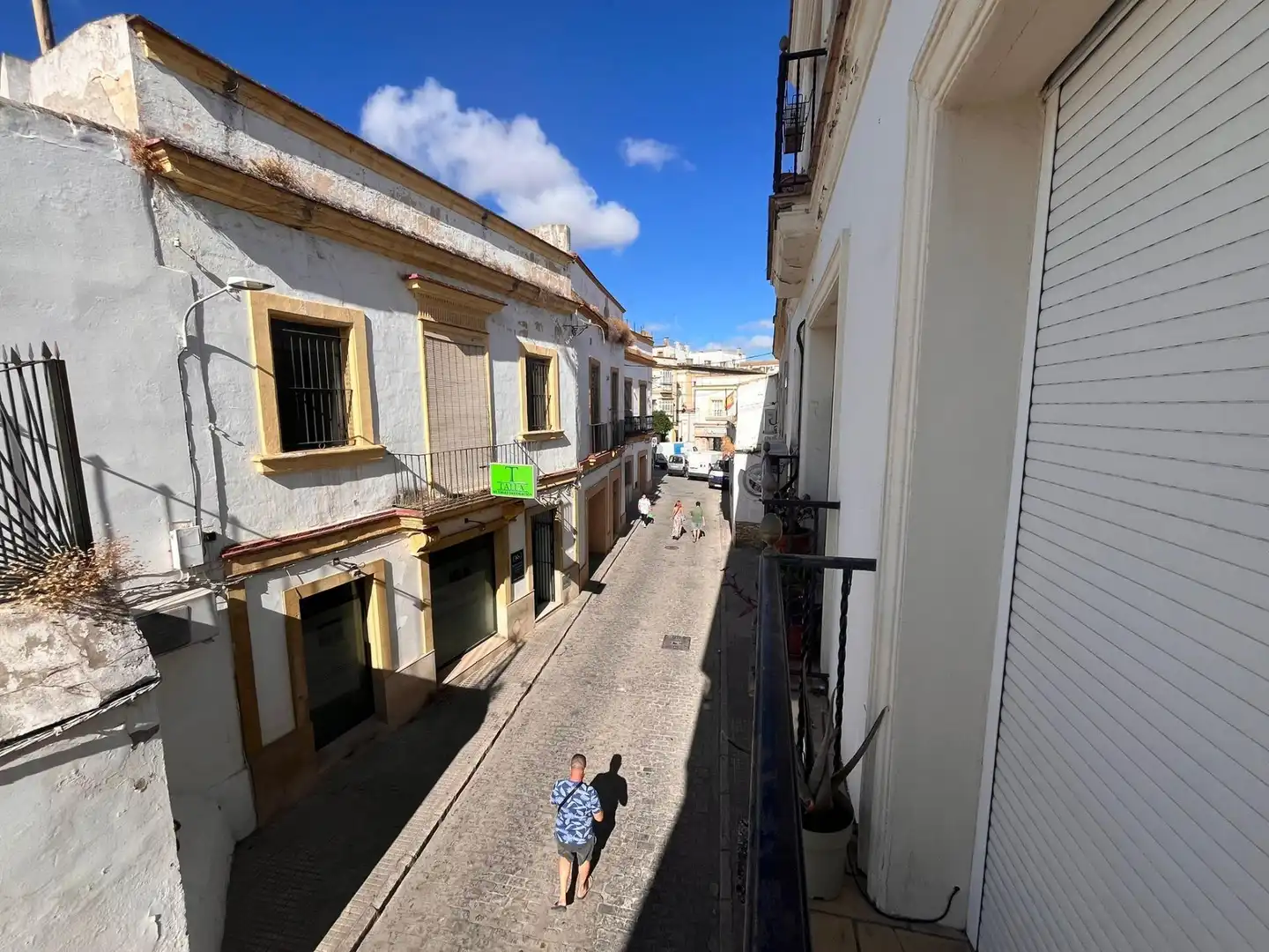 Exterior view of Flat for rent in Jerez de la Frontera  with Air Conditioner and Balcony
