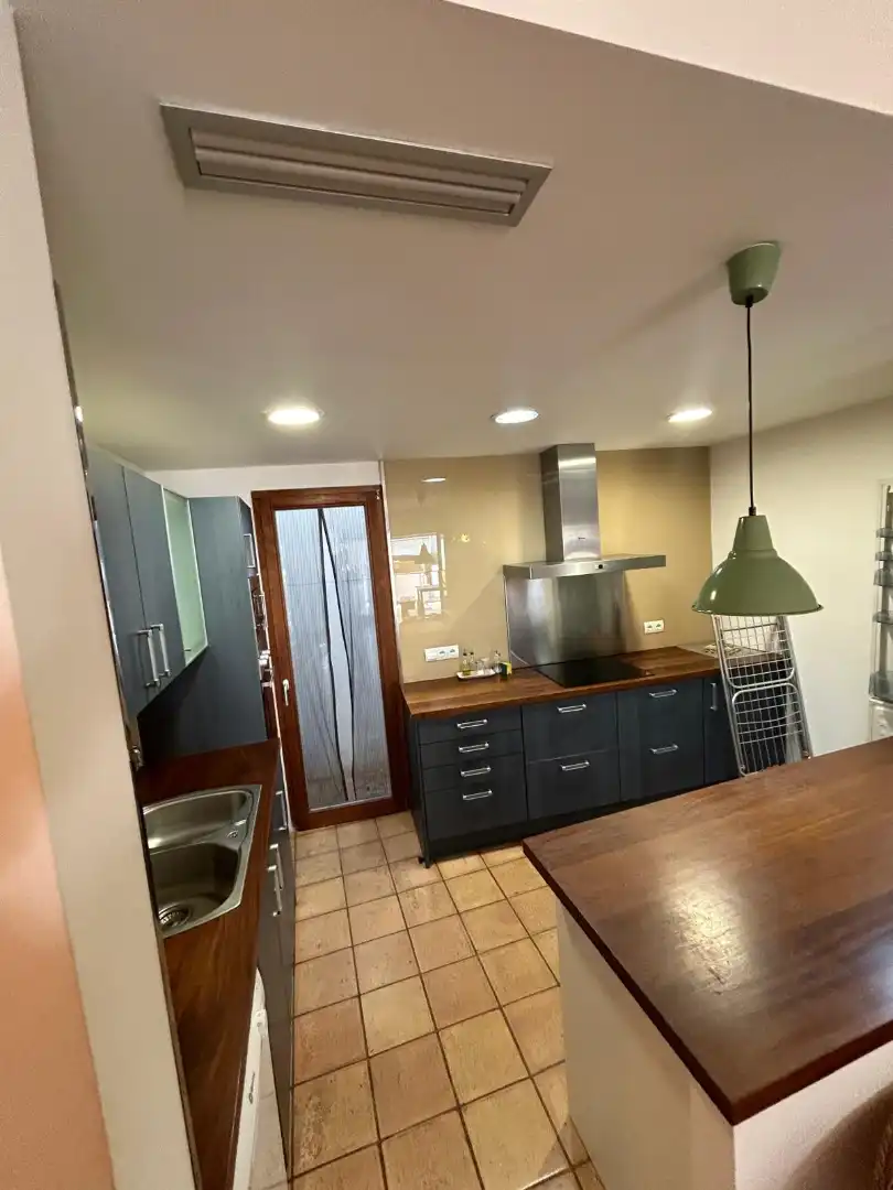 Cuina de Apartament de lloguer en Palafrugell amb Aire condicionat, Calefacció i Terrassa