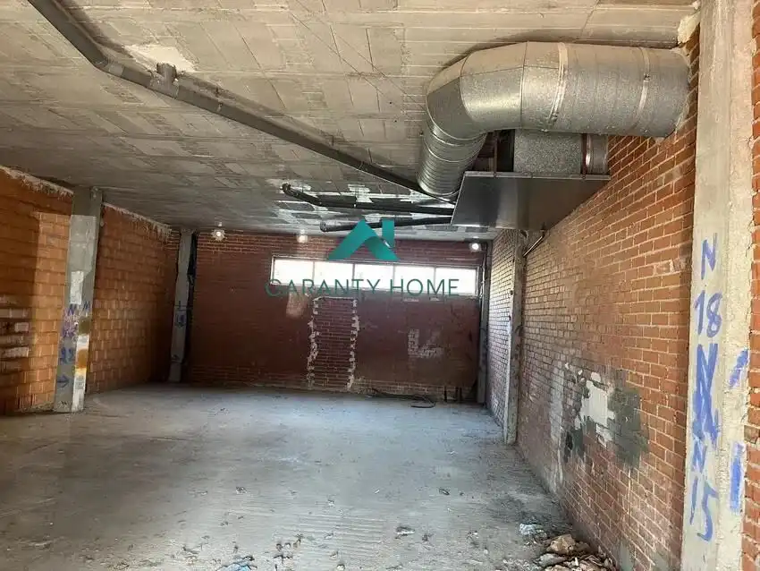 Local comercial en alquiler en Parla Este, imagen 2