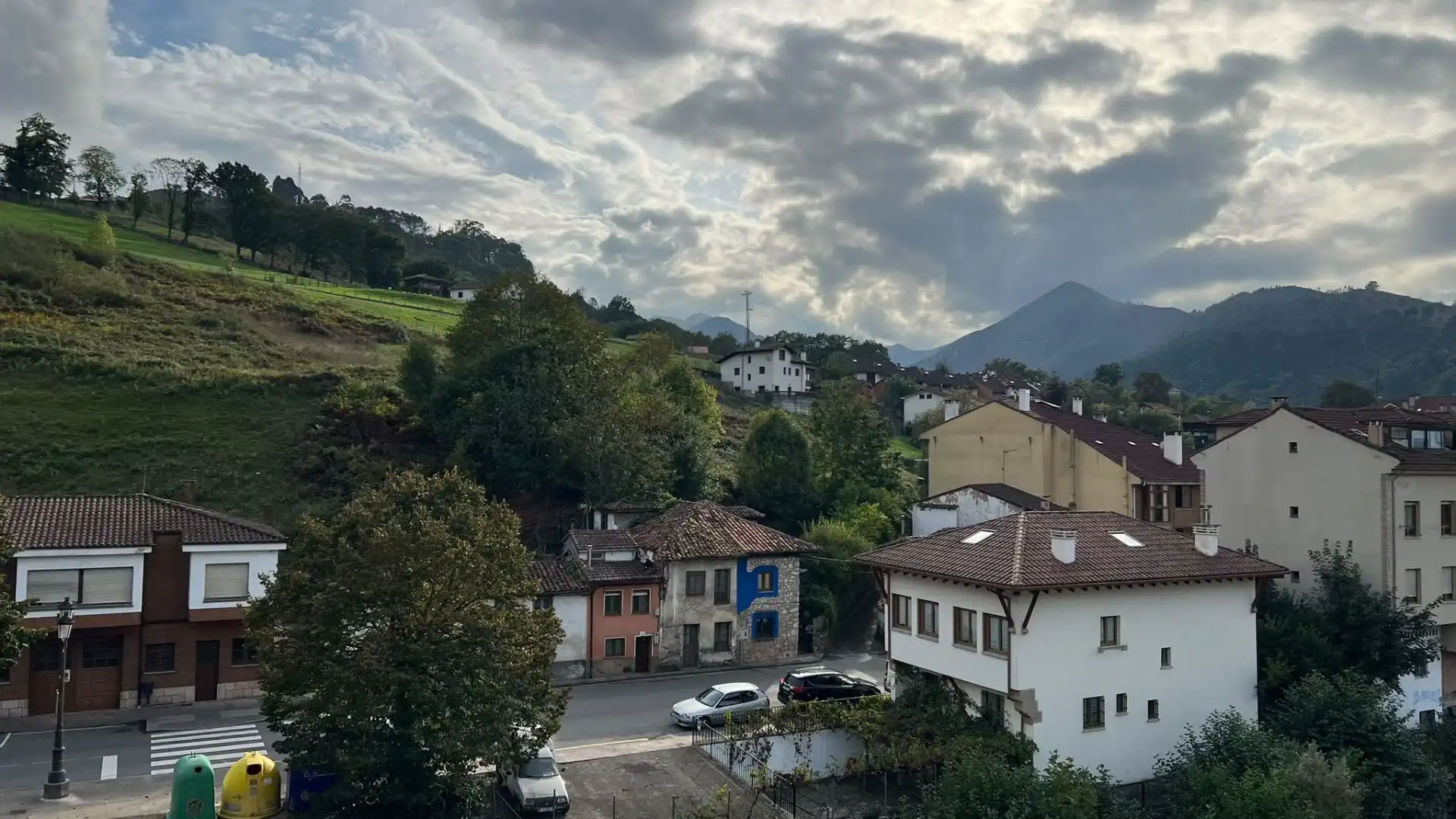 Exterior view of Flat for sale in Cangas de Onís, Asturias