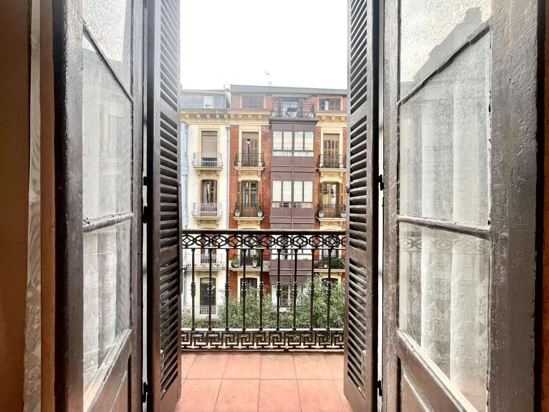 Terrassa de Pis en venda en Donostia - San Sebastián  amb Calefacció i Terrassa