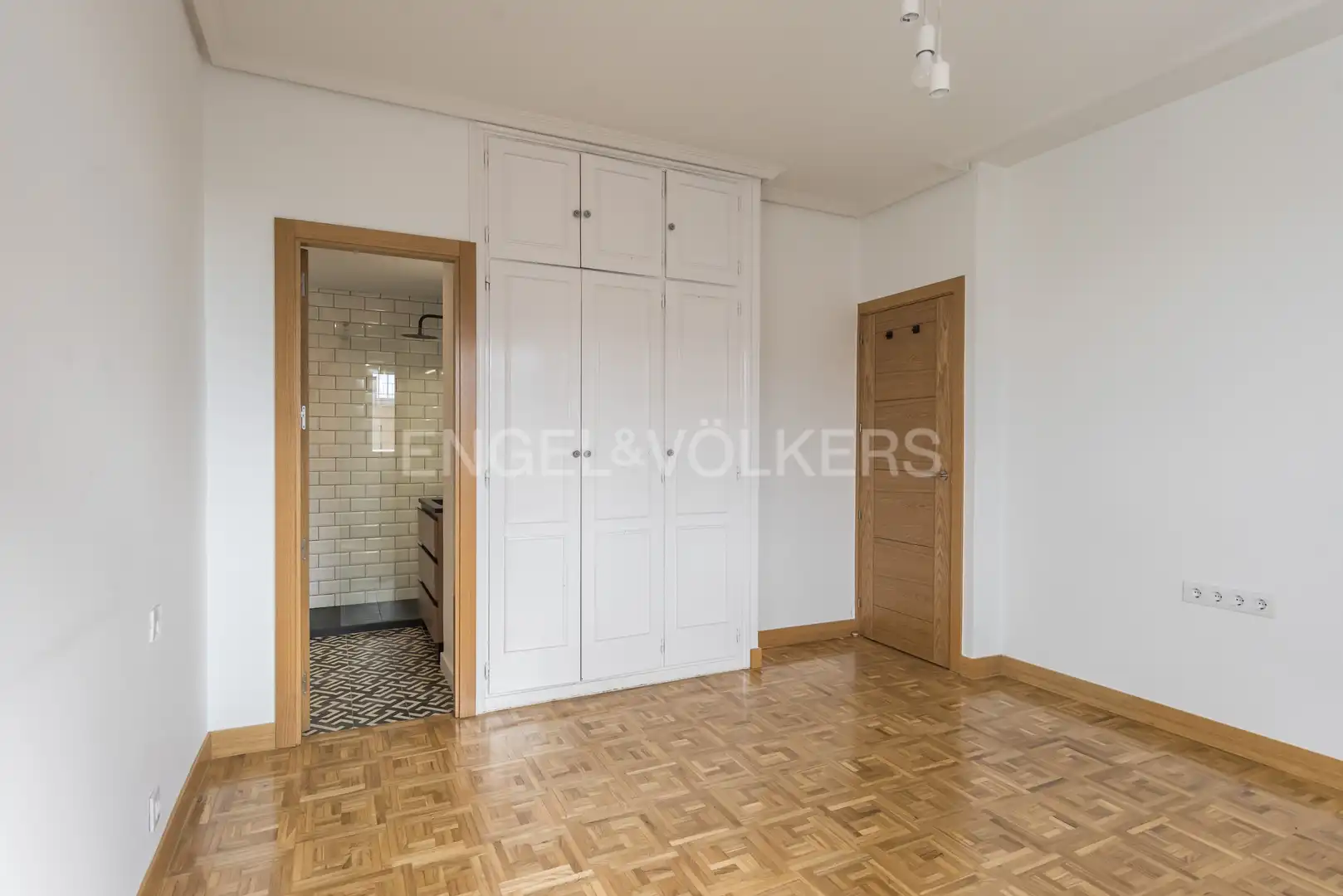 Piso de alquiler en Orense, Cuatro Caminos - Azca