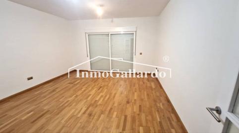 Foto 5 de Piso en venta en Añoreta Baja, Málaga