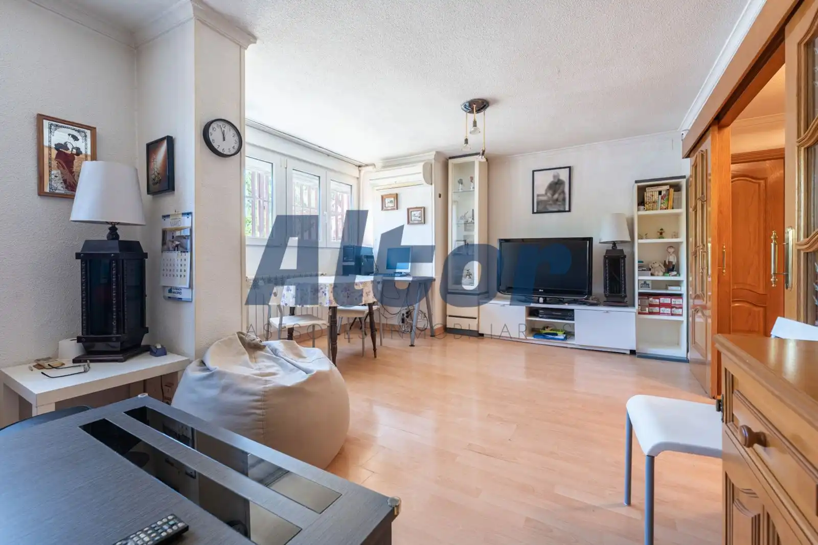 Sala de estar de Piso en venta en Madrid con Calefacción y Amueblado